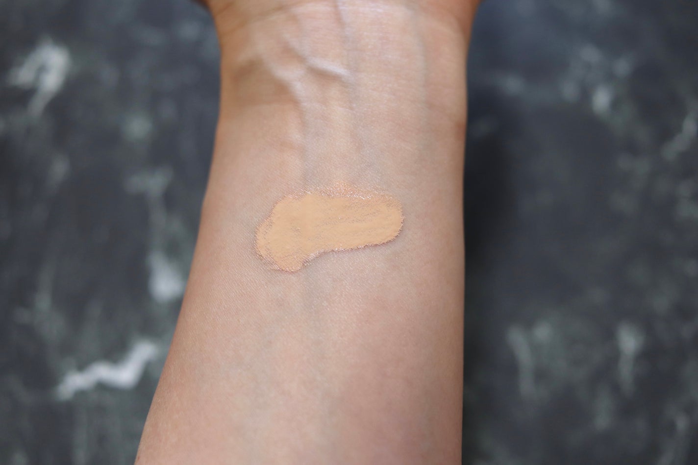 ディオールスキン フォーエヴァー フルイド グロウ/Dior/リキッドファンデーションを使ったクチコミ(3枚目)