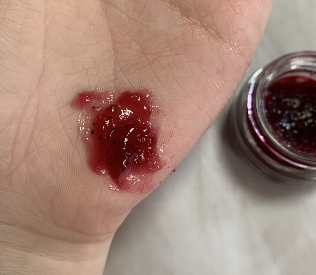 デリシャス＆フルーティー リップスクラブ  020 ラズベリークラッシュ/L'OCCITANE/リップスクラブを使ったクチコミ（3枚目）