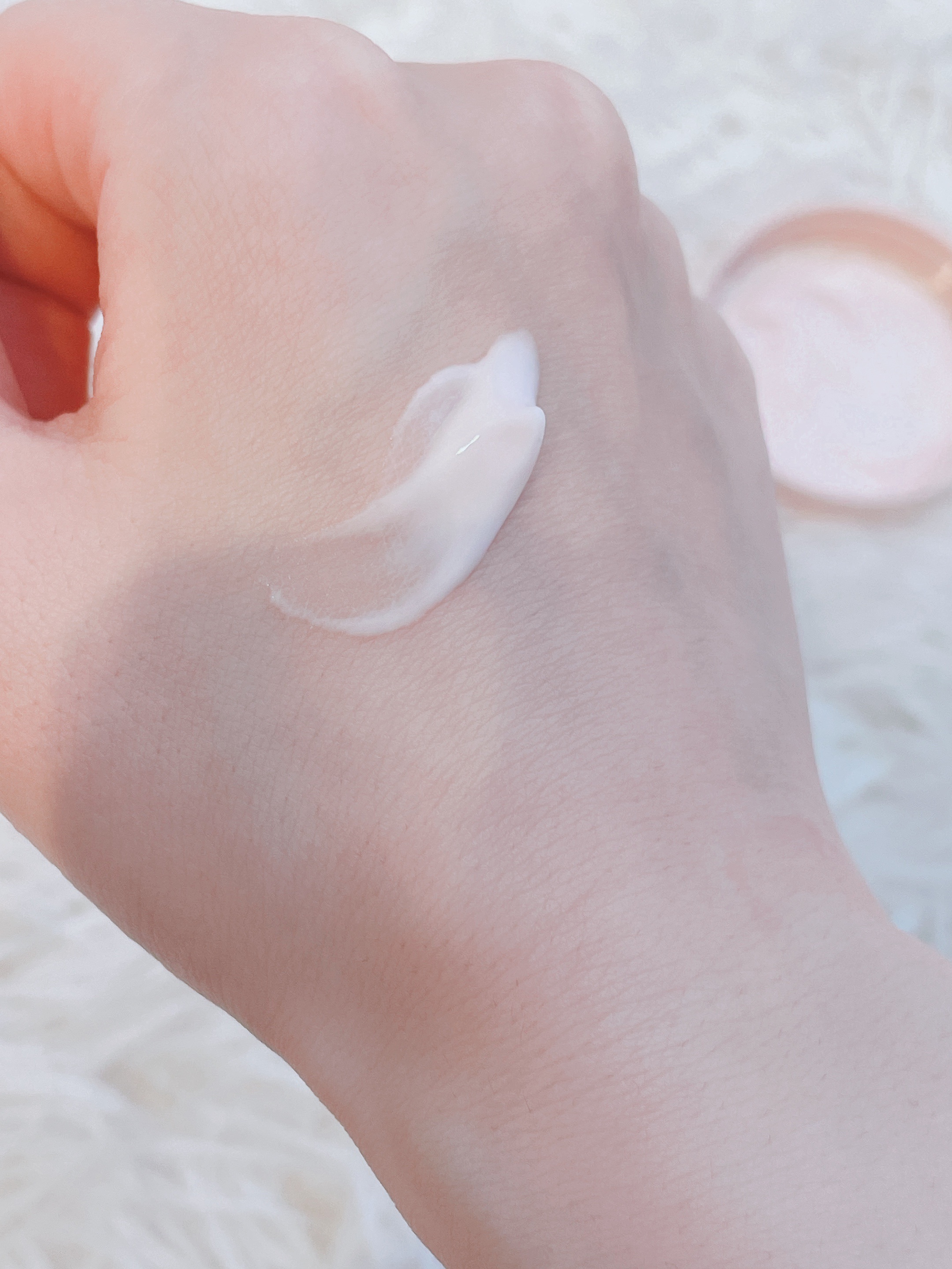 カラミー カラミンノーセバムジェル/Calamee/フェイスクリームを使ったクチコミ（2枚目）