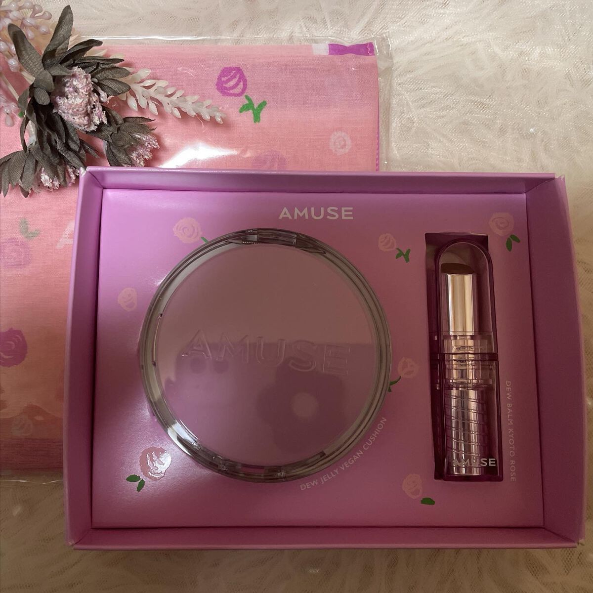 京ムラサキエディション デュージェリーヴィーガンクッション　01ピュア/AMUSE/メイクアップキットを使ったクチコミ（2枚目）