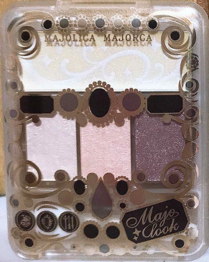 マジョルック(イルミネーター)/MAJOLICA MAJORCA/アイシャドウパレットを使ったクチコミ(3枚目)