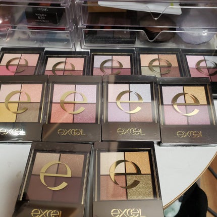 リアルクローズシャドウ/excel/アイシャドウパレットを使ったクチコミ(1枚目)