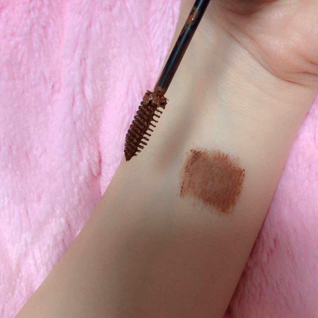 カラーリングアイブロウ/パルティ/眉マスカラを使ったクチコミ（2枚目）