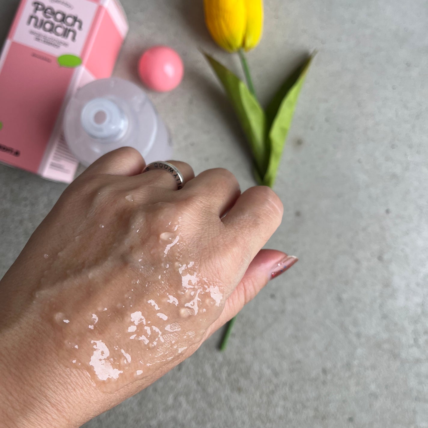 ピーチ ナイアシンアミド GLT ジェルエッセンス/EDIT.B/美容液を使ったクチコミ(3枚目)