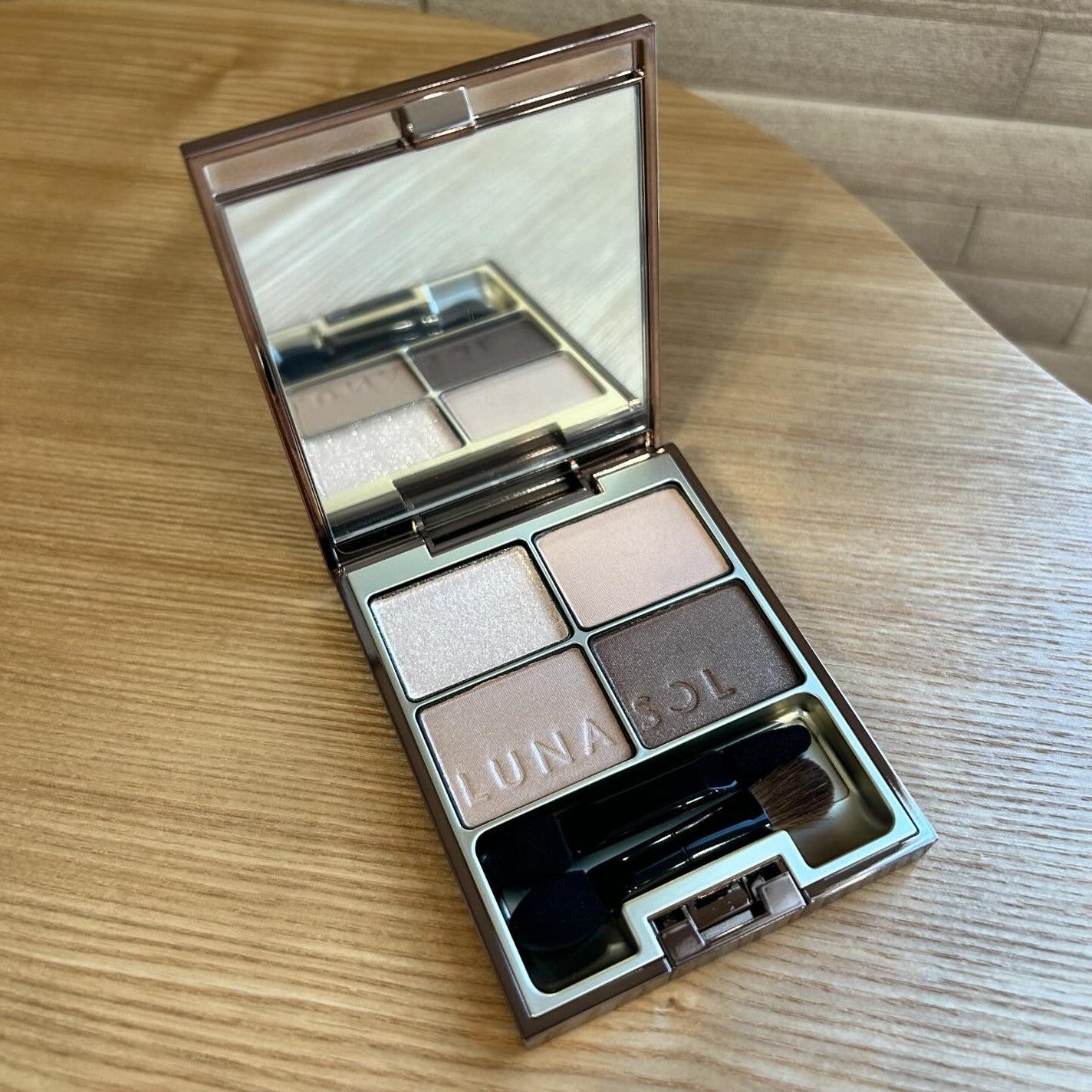 スキンモデリングアイズ/LUNASOL/アイシャドウパレットを使ったクチコミ(1枚目)