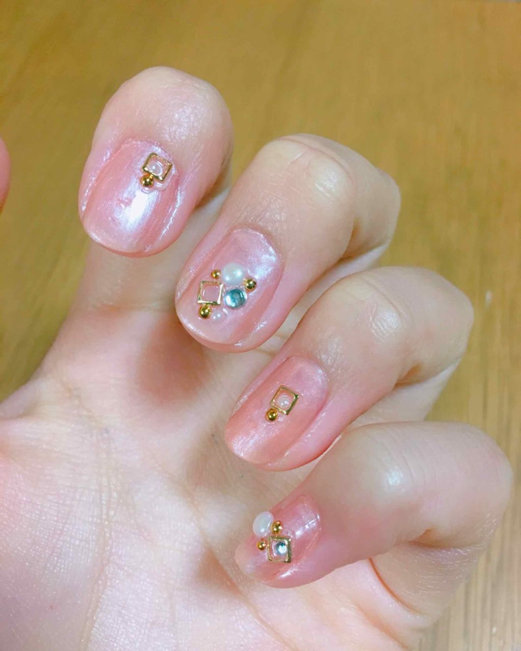 ネイルシール（ストーンステッカー）/ビー・エヌ/ネイルシールを使ったクチコミ（1枚目）