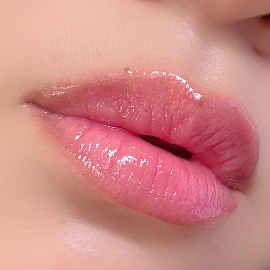 フィー 3Dボリューミンググロス/fwee/リップグロスを使ったクチコミ(4枚目)