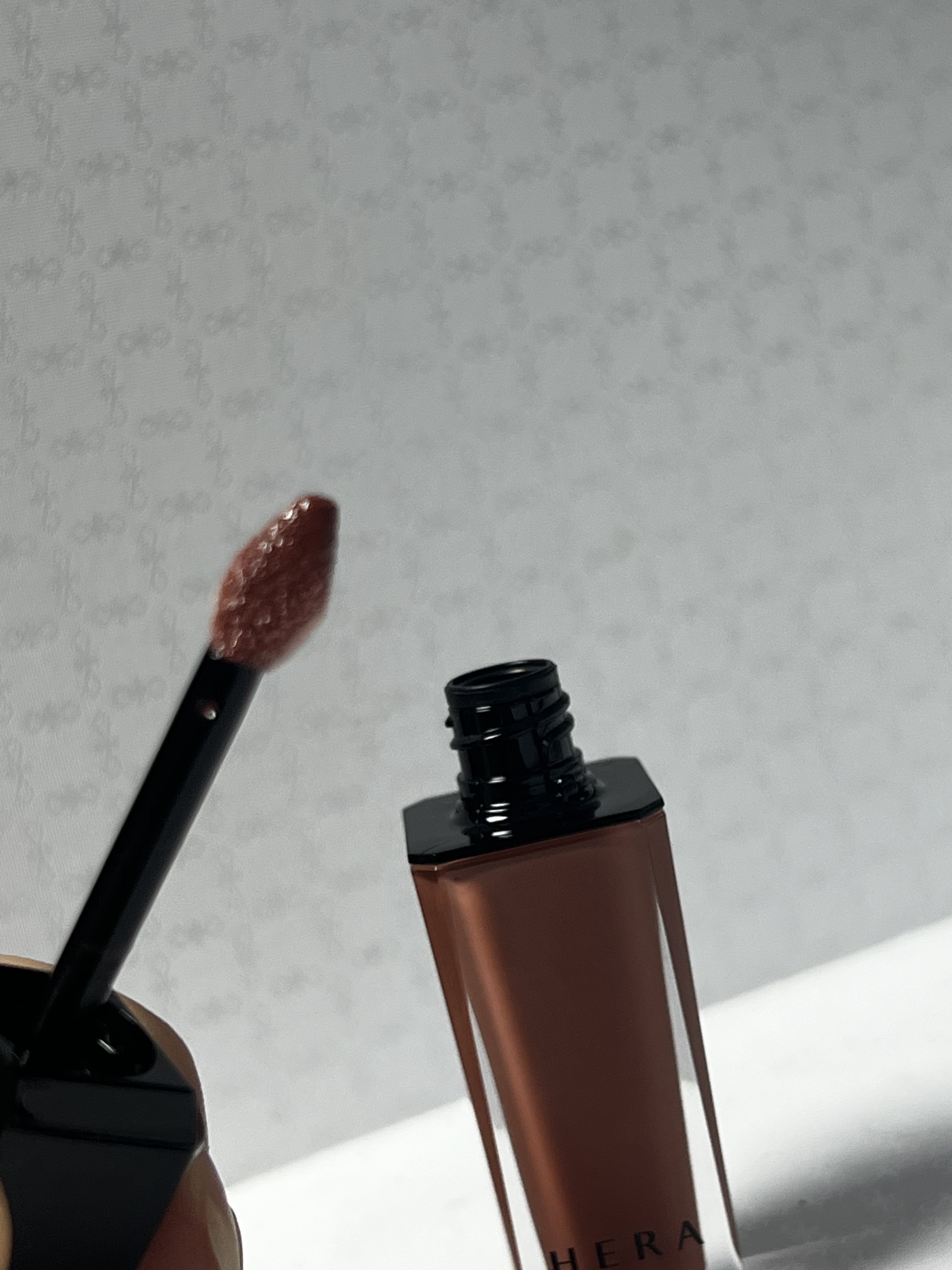 センシュアルヌードグロス/HERA/リップグロスを使ったクチコミ（3枚目）