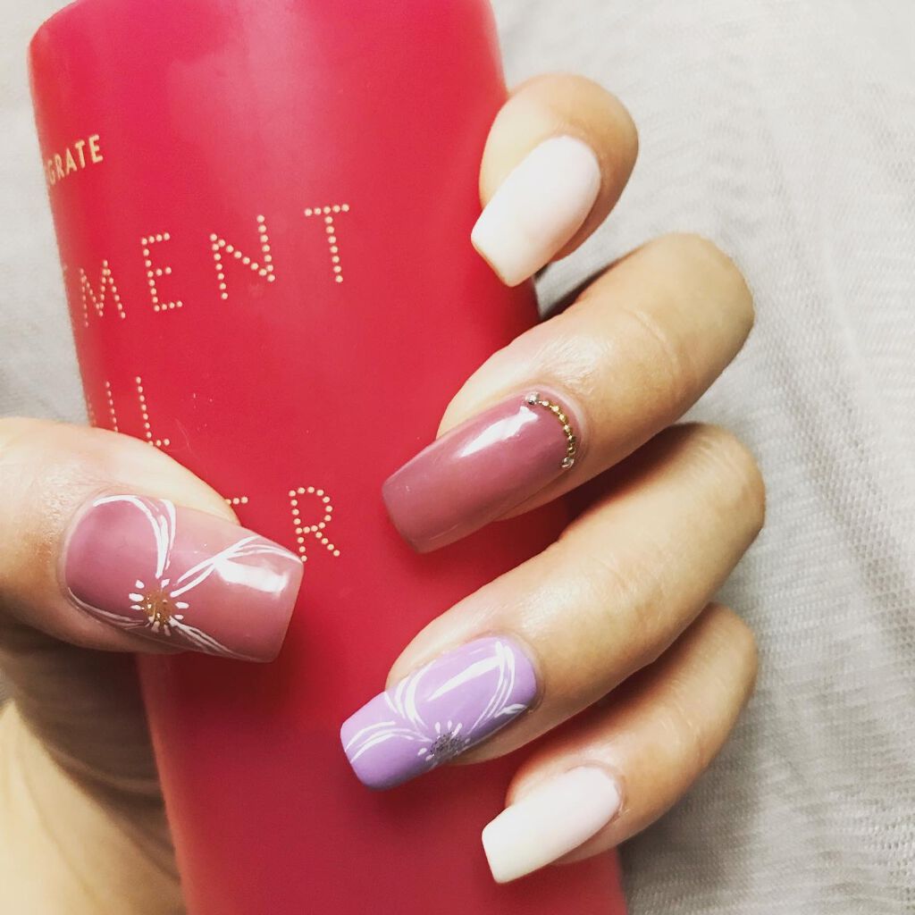 #ジェルネイル,#秋ネイル,#フラワーネイル,#お花ネイルのネイルデザイン