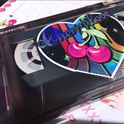 レトロマグネティック アイシャドウパレット/FlowerKnows/アイシャドウパレットを使ったクチコミ(1枚目)