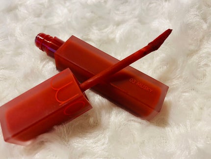 ジューシーラスティングティント/rom&nd/リップティントを使ったクチコミ(2枚目)