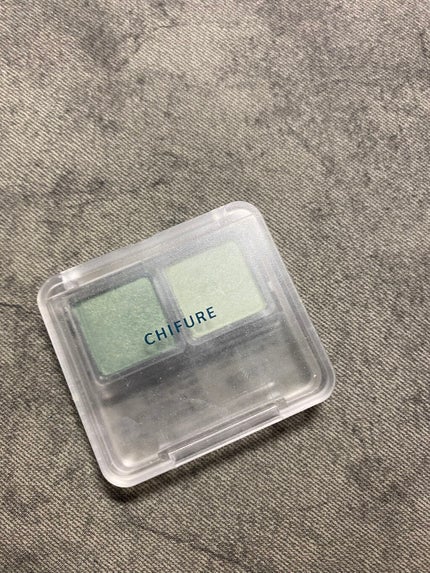 ツイン カラー アイシャドウ/ちふれ/アイシャドウパレットを使ったクチコミ(2枚目)