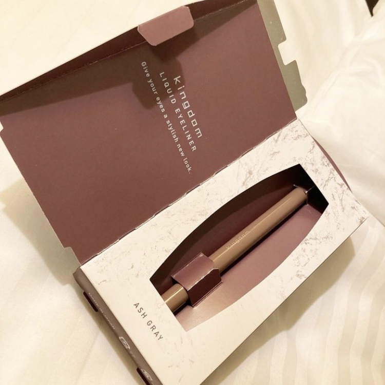 キングダム リキッドアイライナーR1 アッシュグレー/キングダム/リキッドアイライナーを使ったクチコミ（3枚目）