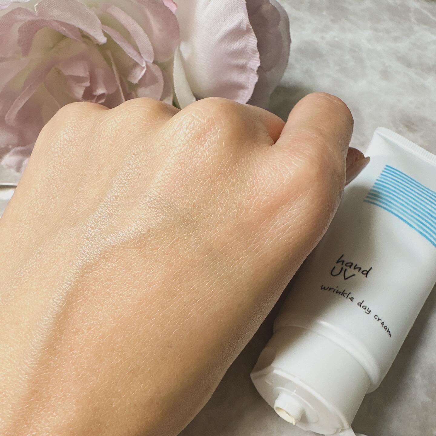 ハンド UV リンクルデイクリーム W/ナリスアップ/ハンドクリームを使ったクチコミ（3枚目）