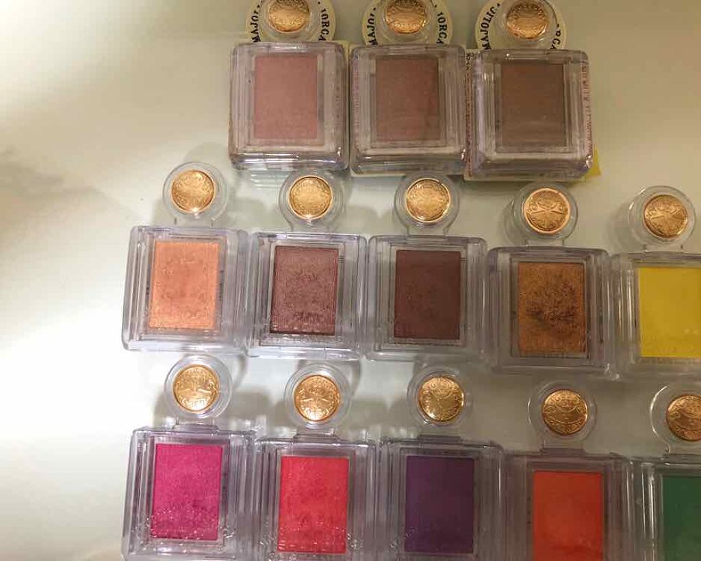 シャドーカスタマイズ/MAJOLICA MAJORCA/単色アイシャドウを使ったクチコミ(1枚目)