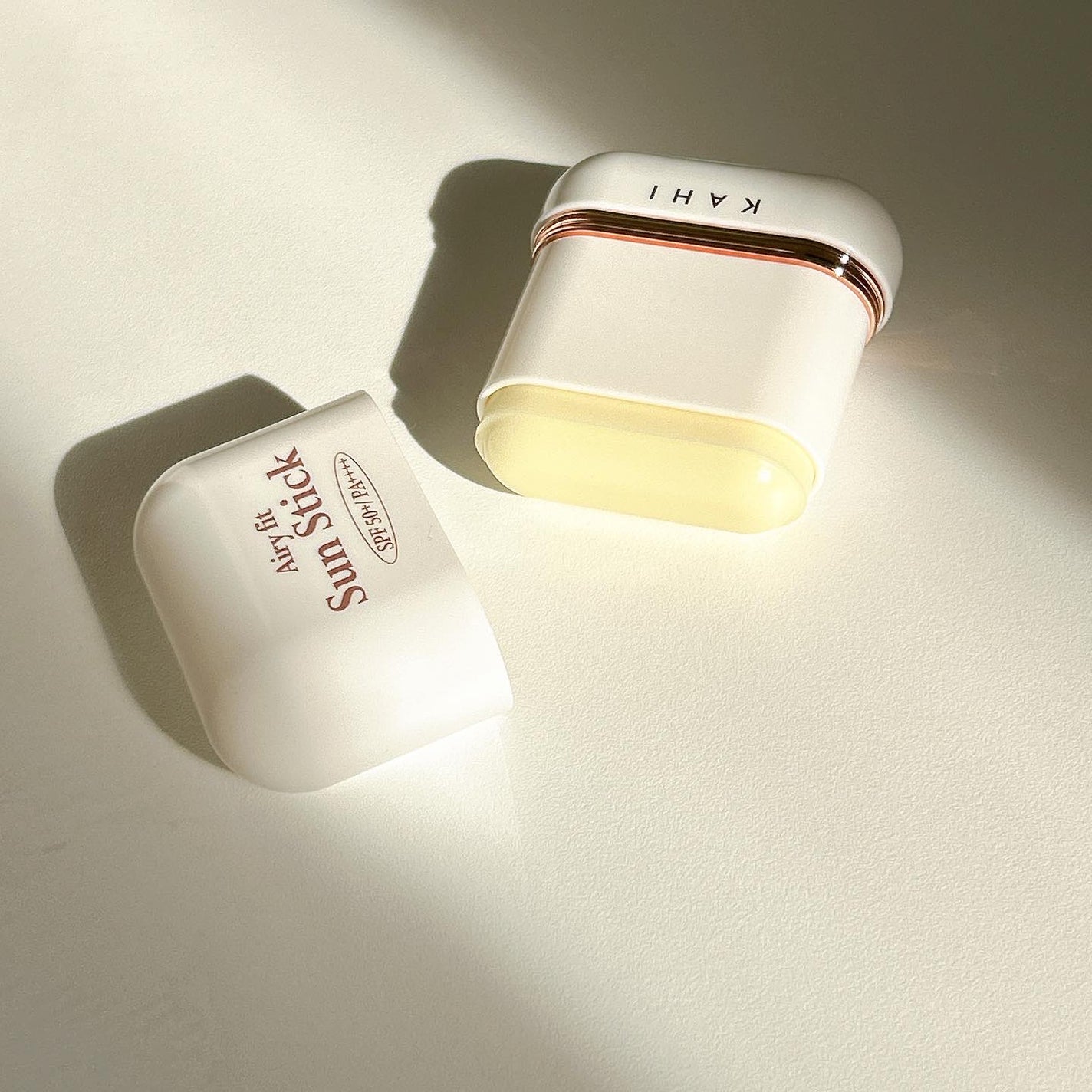 エアリーフィットサンスティック/KAHI/日焼け止めスティックを使ったクチコミ(4枚目)