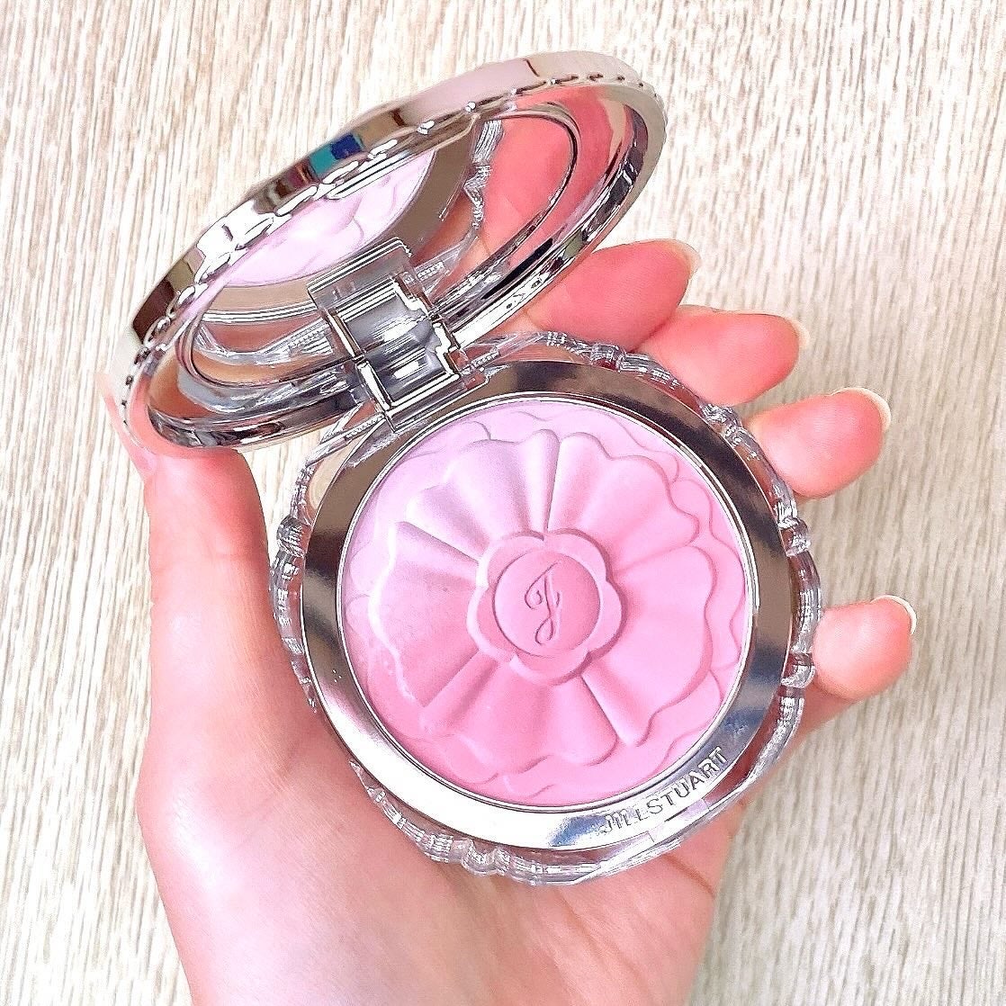 ジルスチュアート パステルペタル ブラッシュ/JILL STUART/パウダーチークを使ったクチコミ(3枚目)