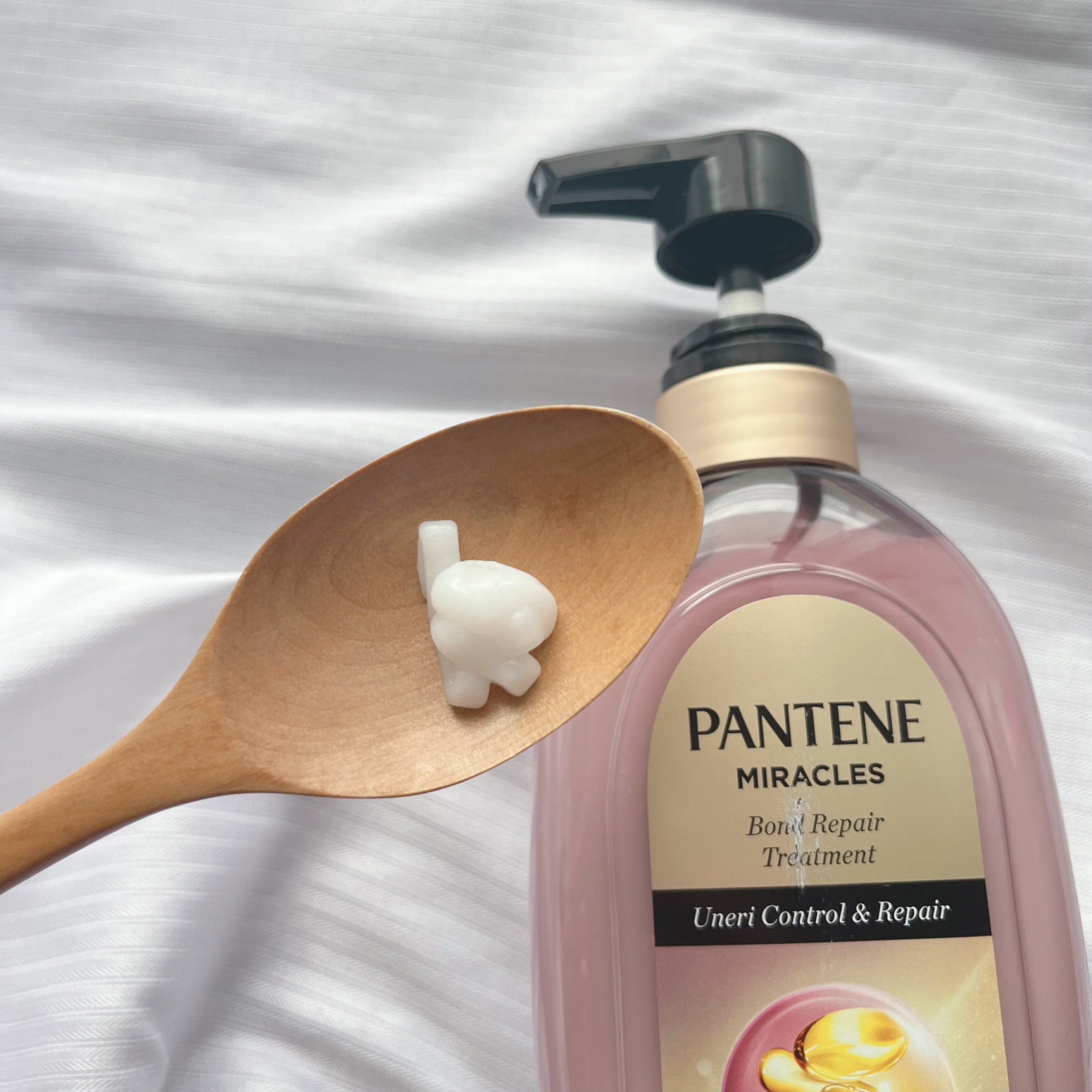 ミラクルズ うねりコントロール&リペア ボンドリペア シャンプー/トリートメント/パンテーン/市販シャンプーを使ったクチコミ（3枚目）