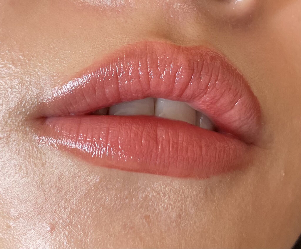 メルティーリップ リキッドルージュ/プランプピンク/リップケアを使ったクチコミ（2枚目）