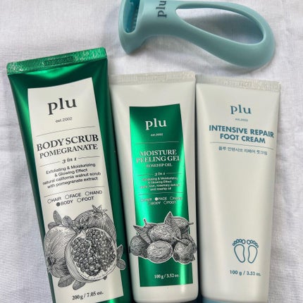 インテンシブリペアフットクリーム+ 足の角質取り機(セット)/plu/レッグ・フットケアを使ったクチコミ(2枚目)