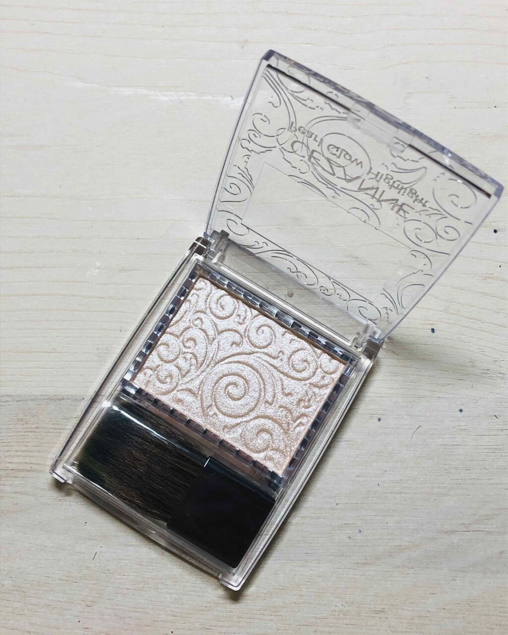 パールグロウハイライト/CEZANNE/パウダーハイライトを使ったクチコミ(2枚目)