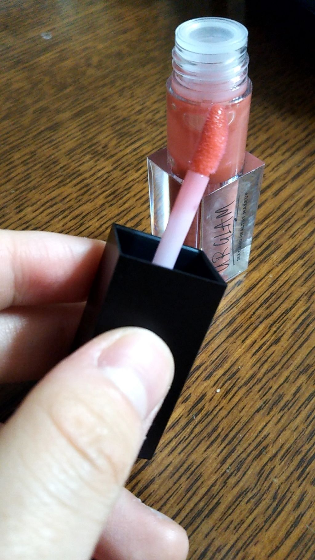 UR GLAM LIP OIL/U R GLAM/リップグロスを使ったクチコミ(2枚目)