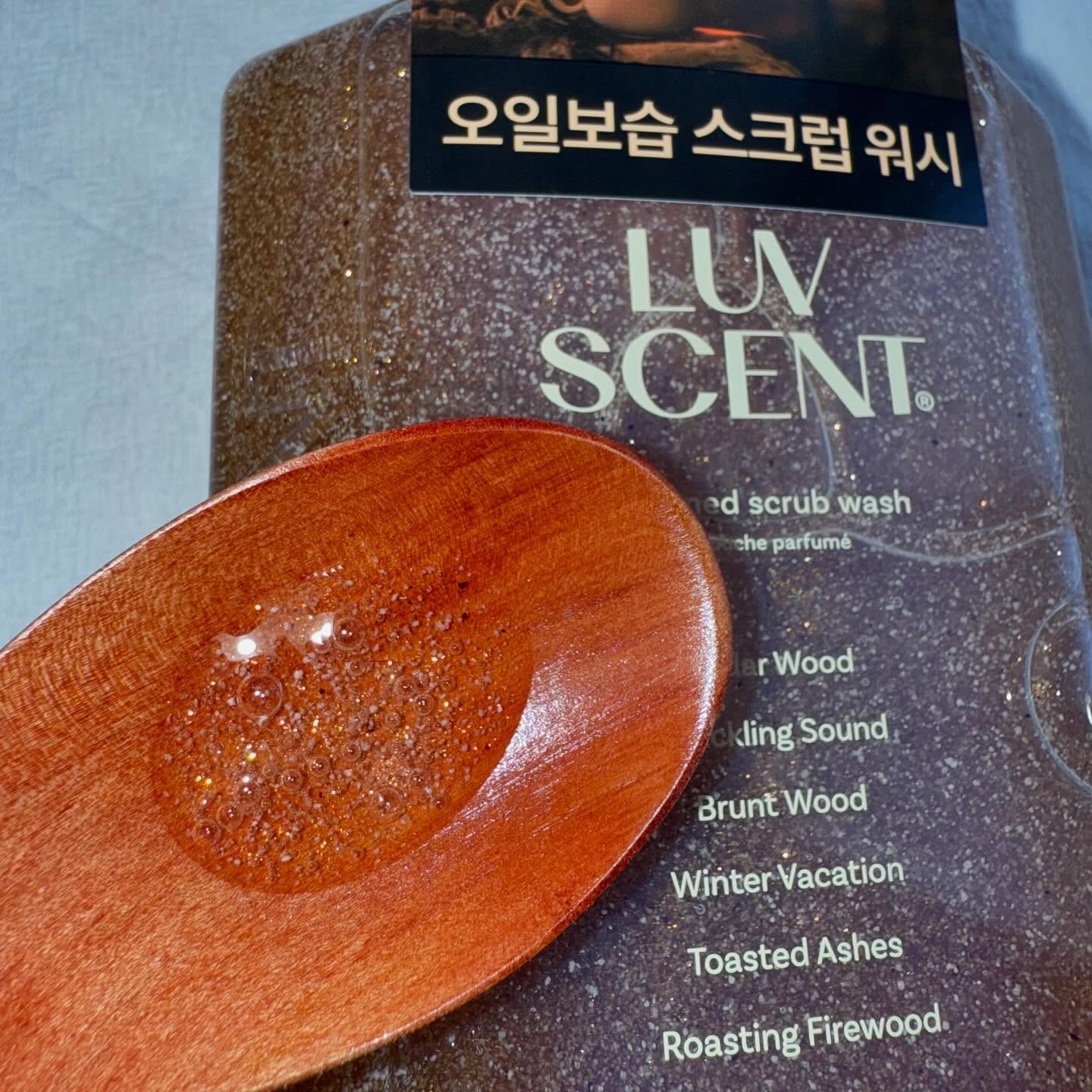 ボディウォッシュ ホワイトシャツ リネンコットン/LUV SCENT/ボディソープを使ったクチコミ（2枚目）