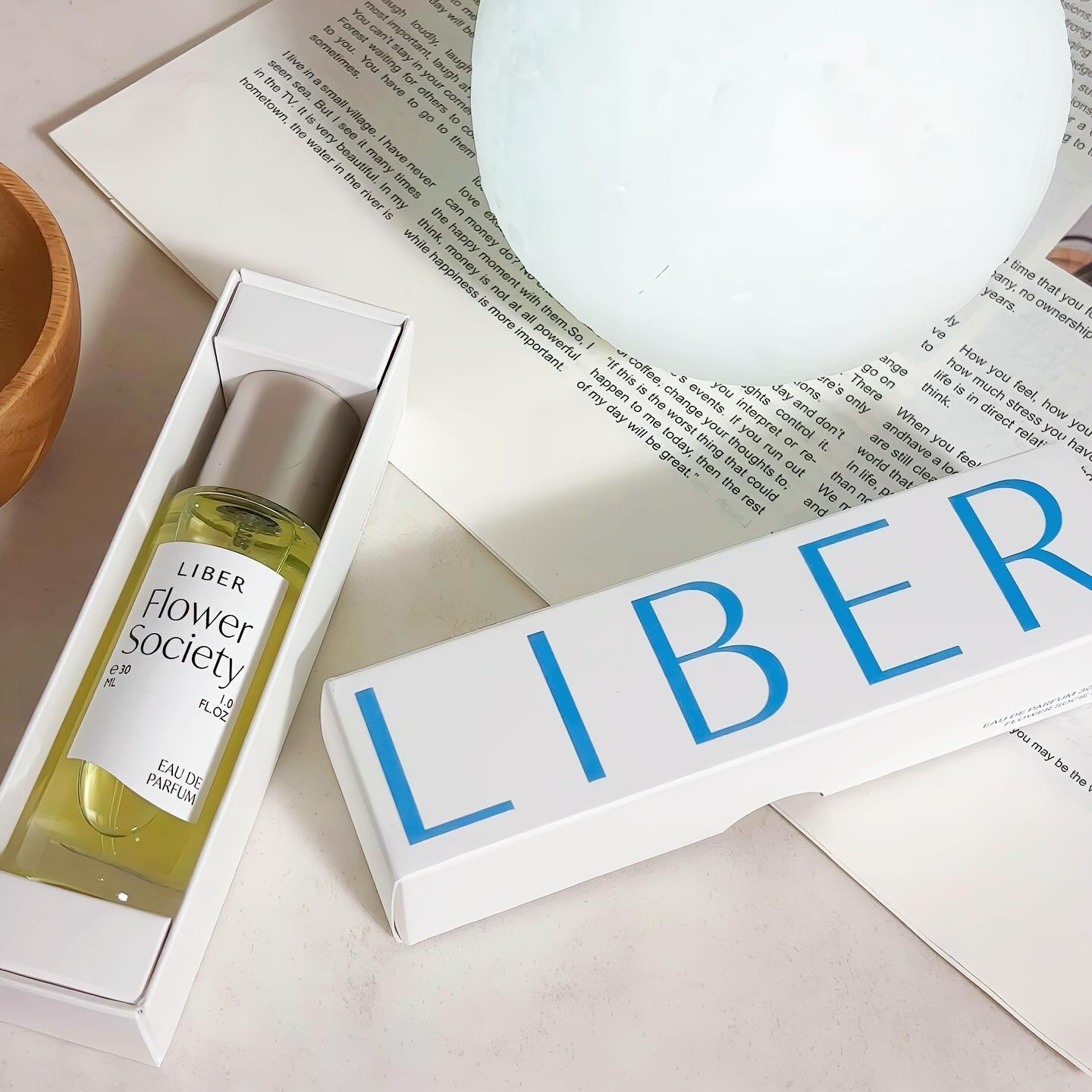 パフューム 30ml Flower Society /LIBER/香水(レディース)を使ったクチコミ（2枚目）