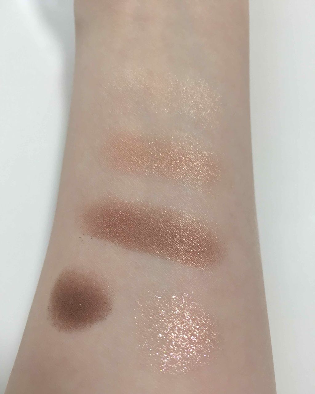 ショコラスウィート アイズ 009 ロゼスパークリングショコラ(限定パッケージ)/リンメル ロンドン/アイシャドウパレットを使ったクチコミ（2枚目）