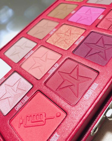 BLOOD SUGAR Eyeshadow Palette/Jeffree Star Cosmetics/パウダーアイシャドウを使ったクチコミ（3枚目）