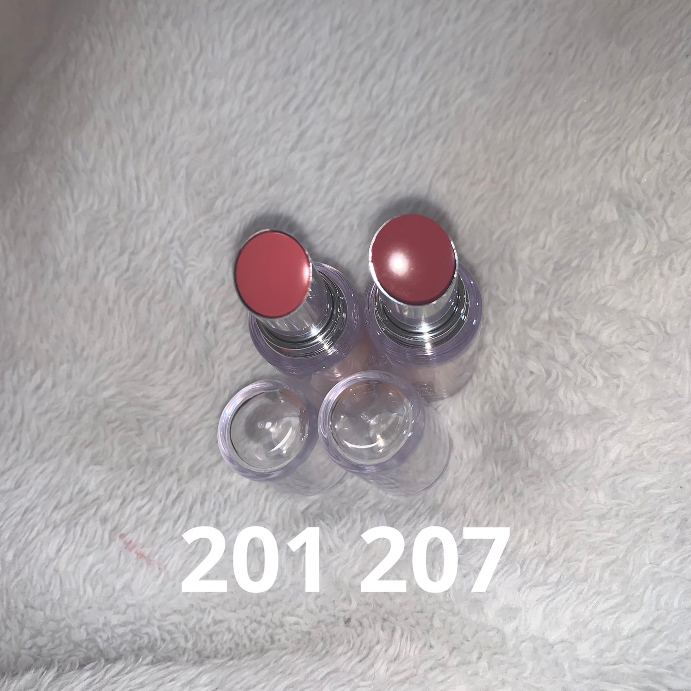 ボンディンググロウリップスティック/Laka/口紅を使ったクチコミ(2枚目)