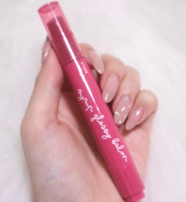 ETUDEのシロップグロッシーバームあまりにも魅惑的すぎる🤦🏻‍♀️💘唇の上ででとろけるんだけど厚みが少ないから透け感があってめっちゃ色っぽい、、gift