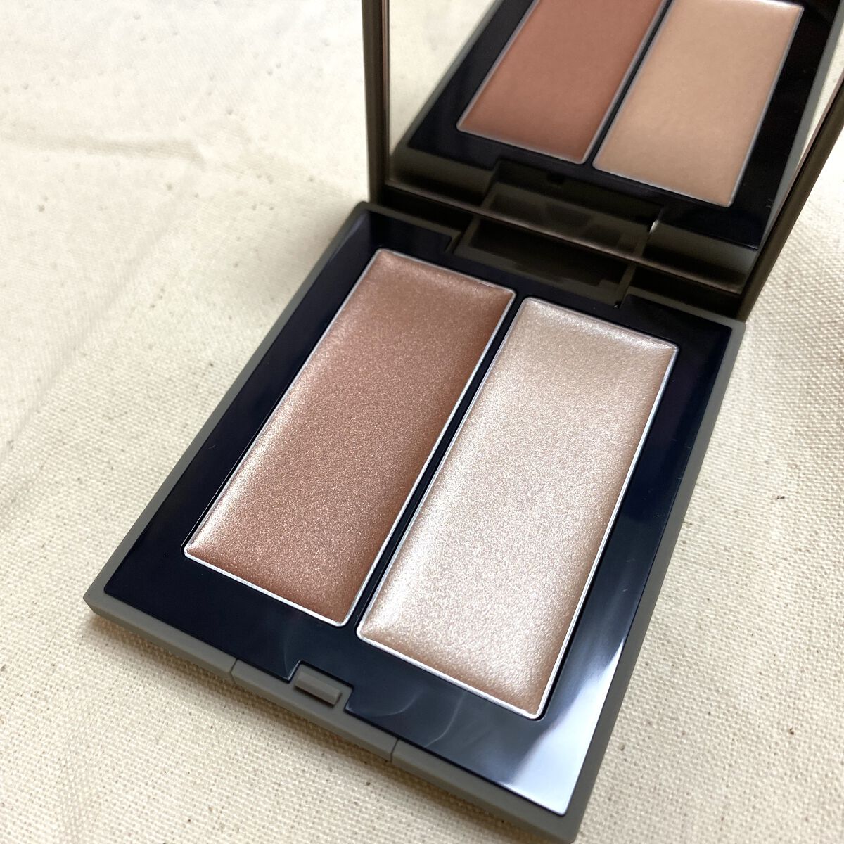 THREE シマリング グロー デュオ/THREE/クリームハイライトを使ったクチコミ（2枚目）