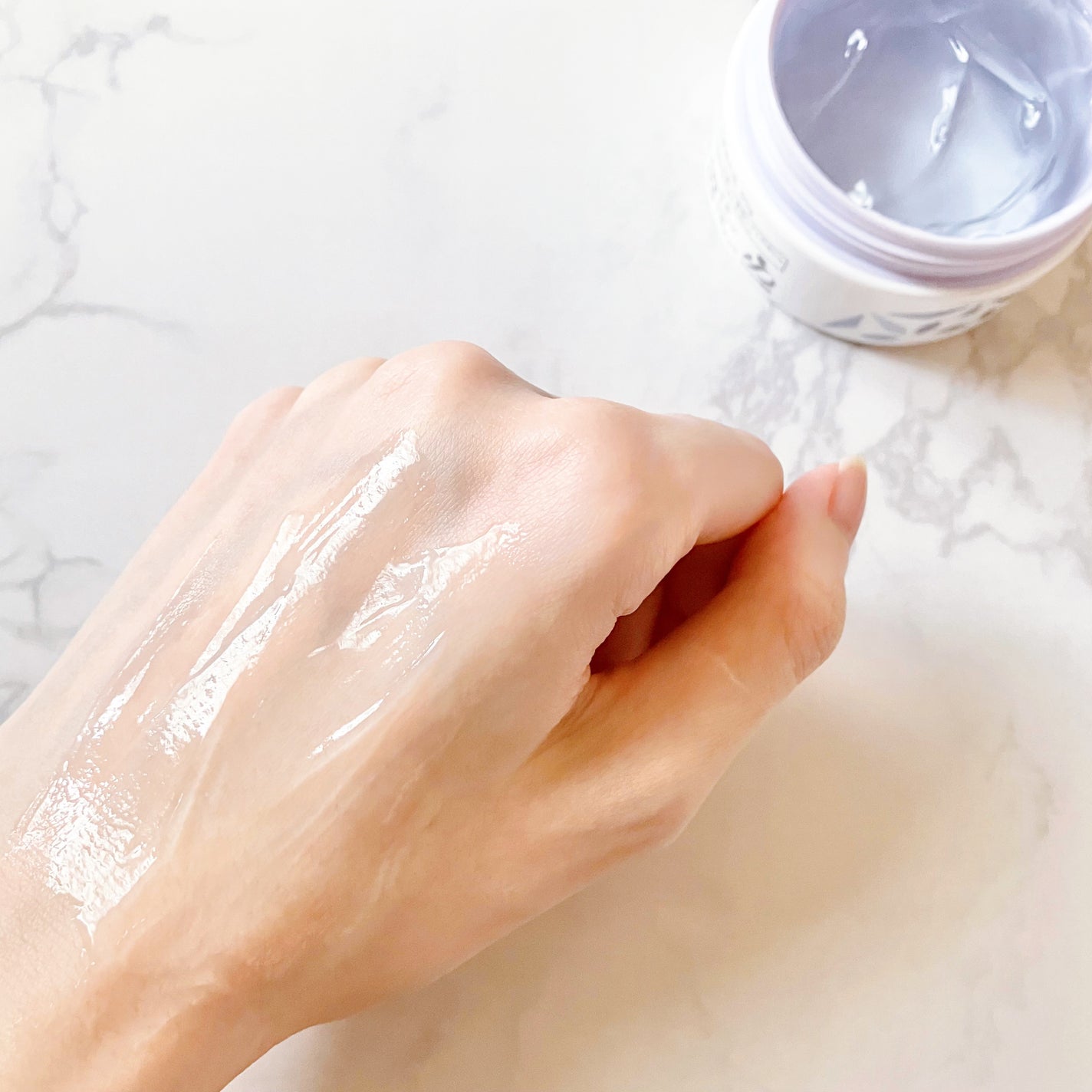 薬用ホワイトニングジェルEX モイスト(しっとり)/シミウス/オールインワン化粧品を使ったクチコミ(5枚目)