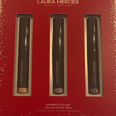 ローラ メルシエ シマー アンド グロウ キャビアスティック トリオ のクチコミ「@lauramercier 
#キャビアスティックトリオ 
・
・
・
今年のコフレを買うつも.....」（2枚目）