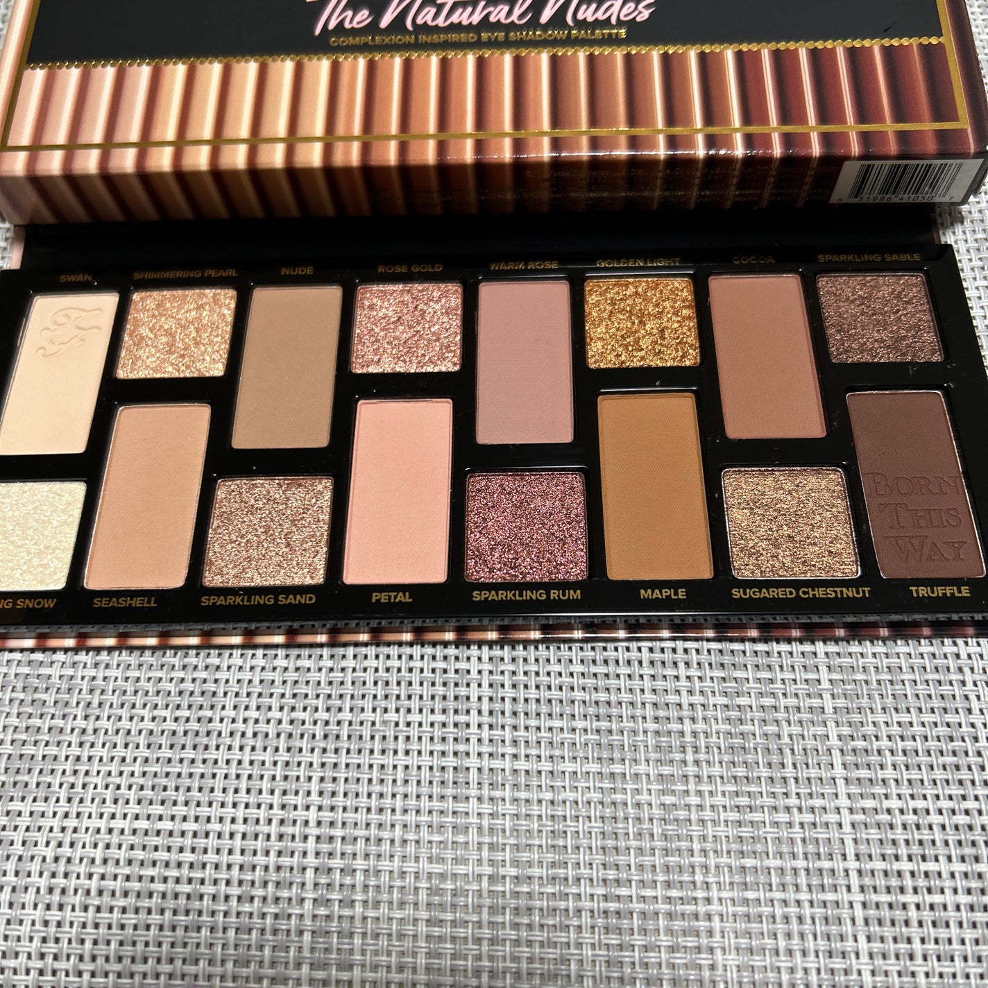 ボーン ディス ウェイ ザ ナチュラル ヌード アイシャドウ パレット/Too Faced/アイシャドウパレットを使ったクチコミ(2枚目)