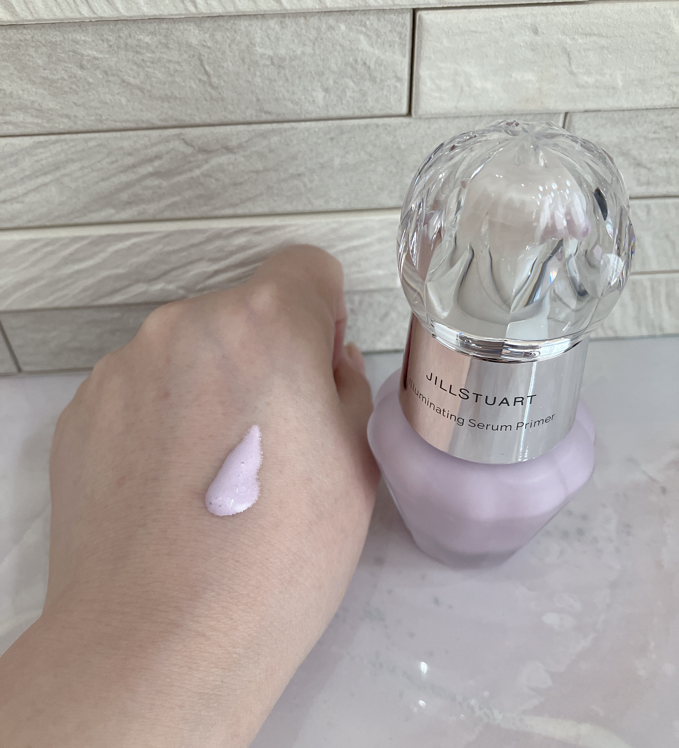 ジルスチュアート　イルミネイティング セラムプライマー 02 aurora lavender/JILL STUART/化粧下地を使ったクチコミ（3枚目）