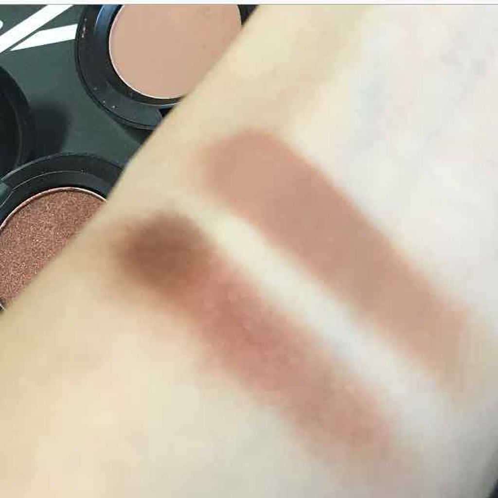 ピグメント/M・A・C/単色アイシャドウを使ったクチコミ（3枚目）