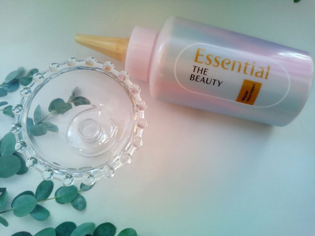 エッセンシャル プレミアム ウォータートリートメント EXスムース/エッセンシャル/アウトバストリートメントを使ったクチコミ(2枚目)