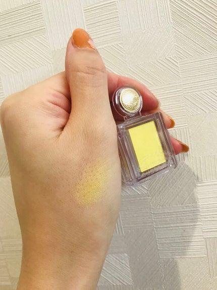 シャドーカスタマイズ/MAJOLICA MAJORCA/単色アイシャドウを使ったクチコミ(2枚目)