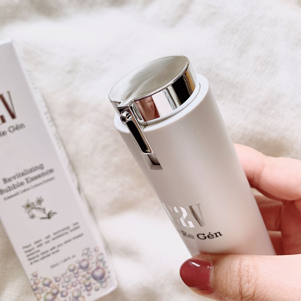 C2V C2V リバイタライジング バブルエッセンスのクチコミ「とろり→シュワシュワ〜！
新感覚の美容液！

久しぶりに感動を覚えた美容液を紹介させて下さい。.....」（3枚目）