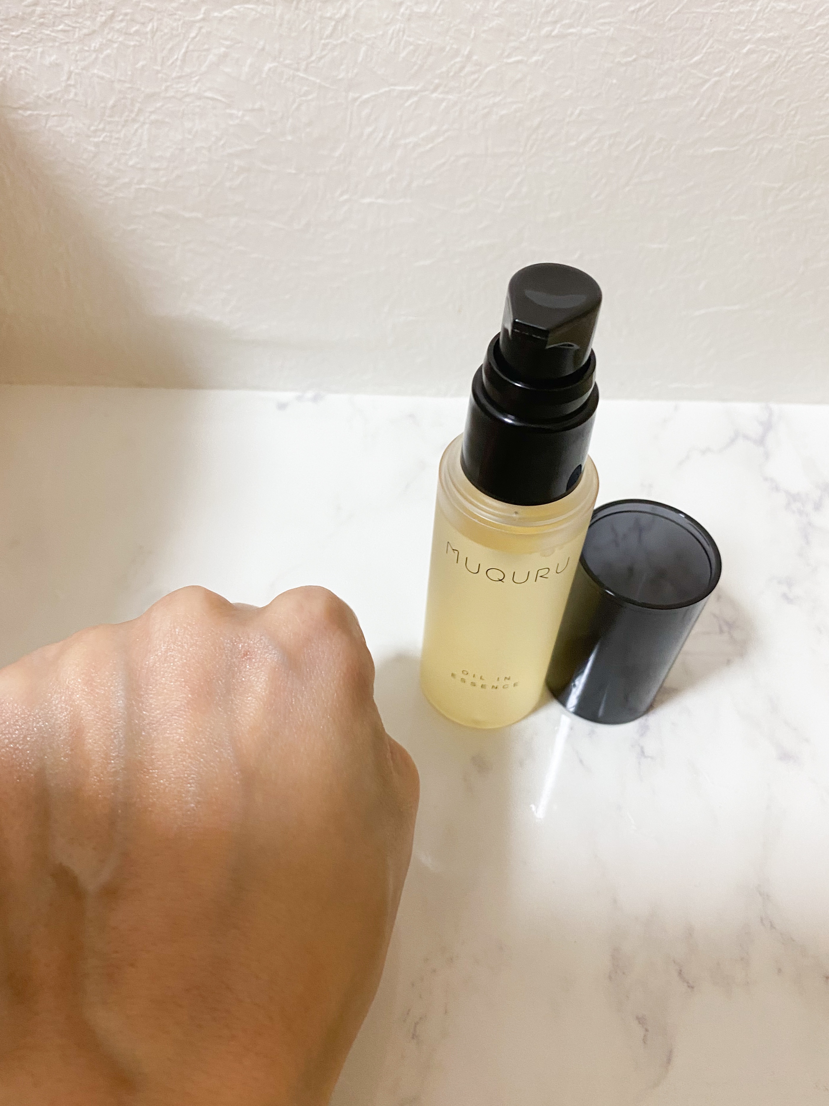 オイルインエッセンス/MUQURU/ブースター・導入液を使ったクチコミ（3枚目）