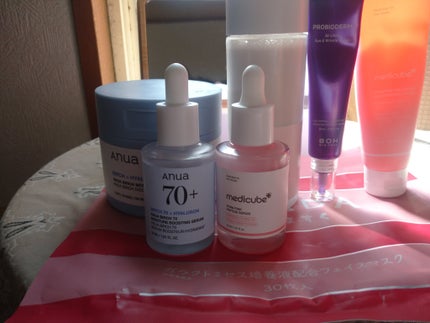 プロバイオダーム™3Dリフティングアイ&リンクルクリーム/BIOHEAL BOH/その他スキンケアを使ったクチコミ(1枚目)