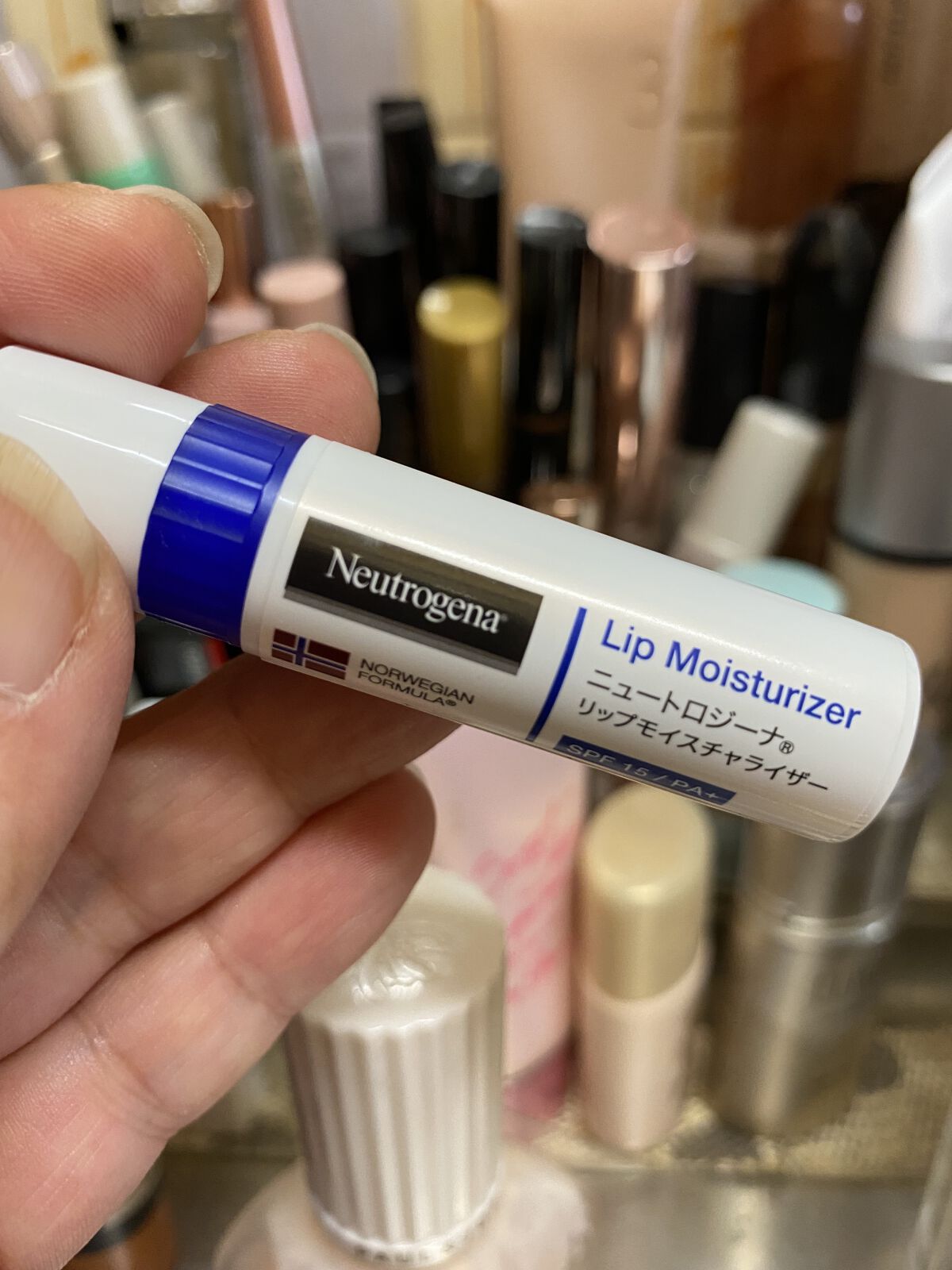 ニュートロジーナ  リップモイスチャライザー/ジョンソン・エンド・ジョンソン/リップケアを使ったクチコミ（1枚目）