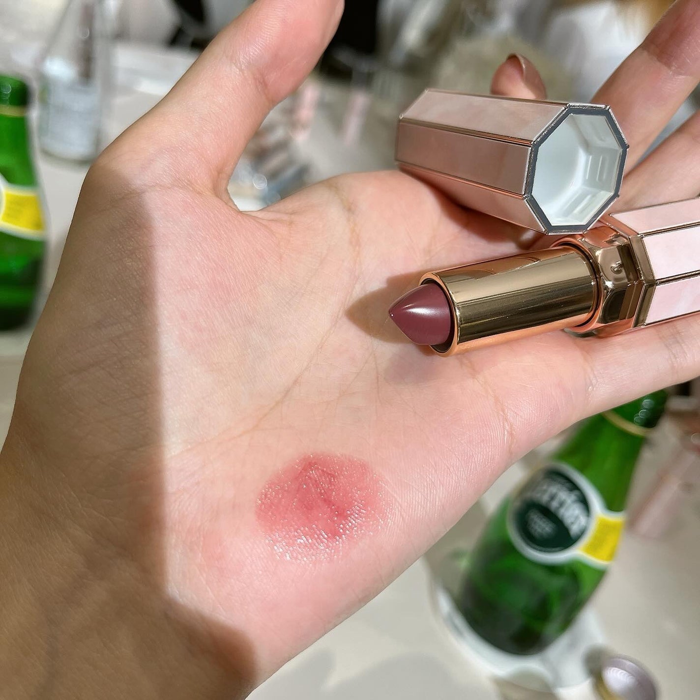 Haruka on LIPS 「日本再上陸🫶ディアダリアの展示会へ🏃♀️ギャラリーラファイエ..」(2枚目)