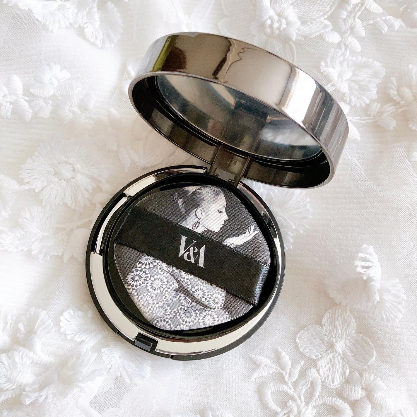 ロングウェアクッションファンデーション/V&Aビューティー/クッションファンデーションを使ったクチコミ(3枚目)