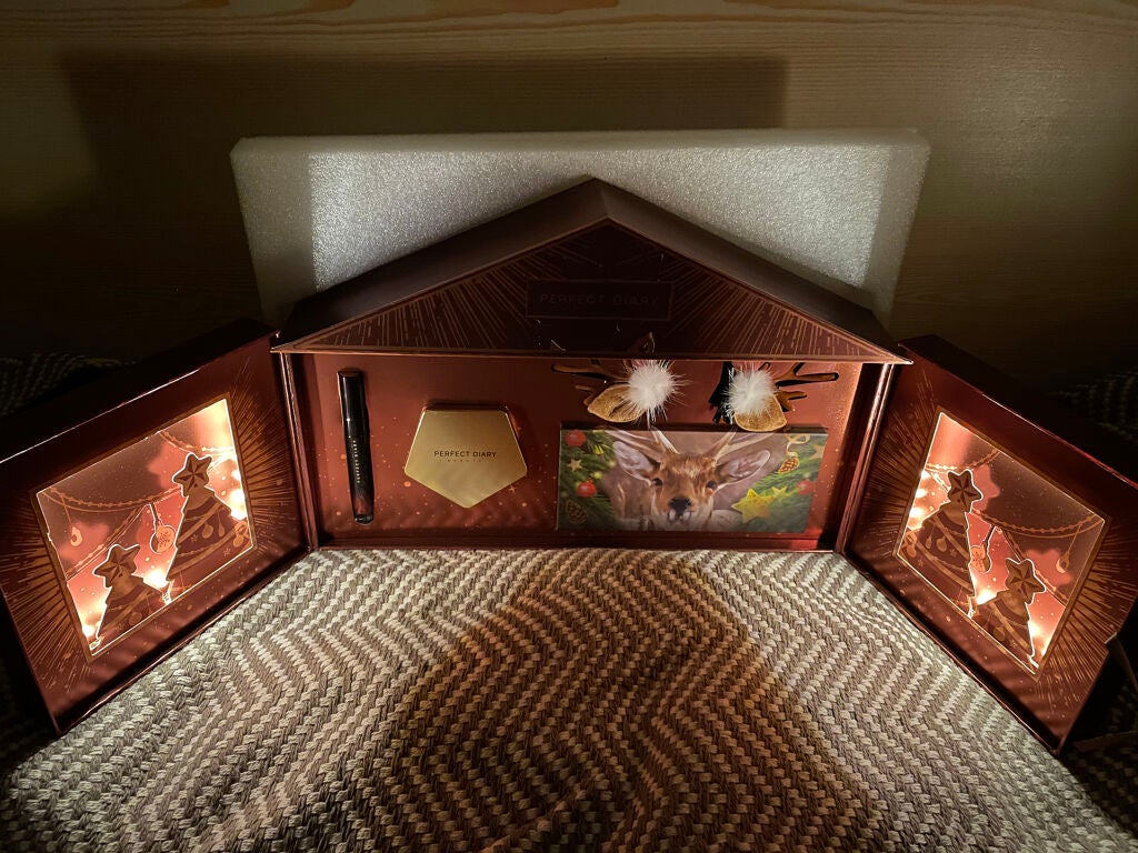 エクスプローラ12色 動物アイシャドウパレット/PERFECT DIARY/アイシャドウパレットを使ったクチコミ(3枚目)