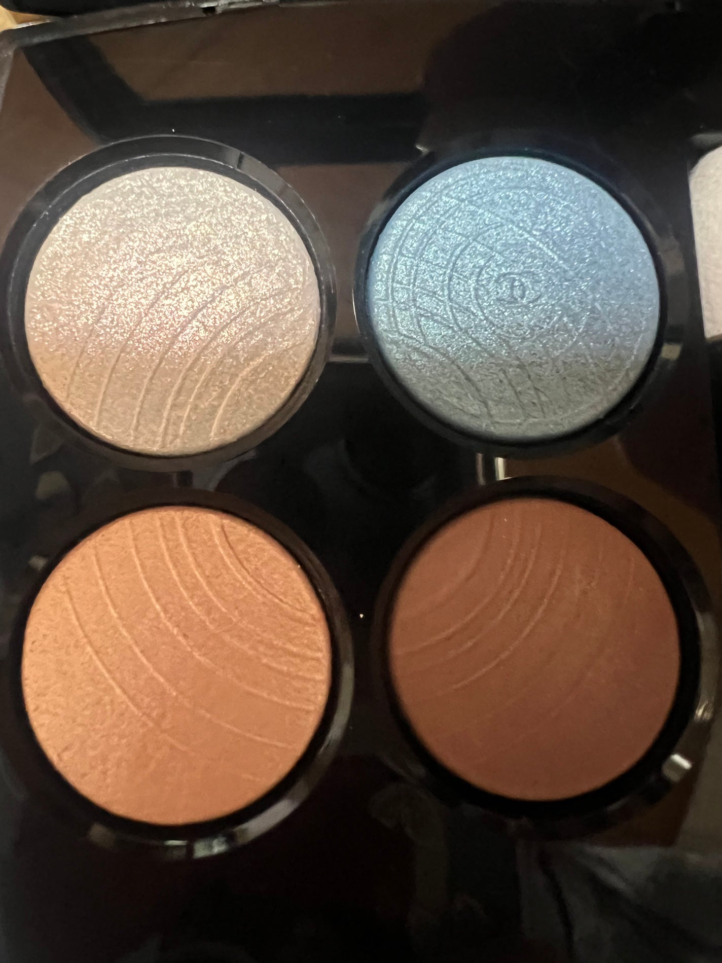 レ キャトル オンブル/CHANEL/アイシャドウパレットを使ったクチコミ(2枚目)