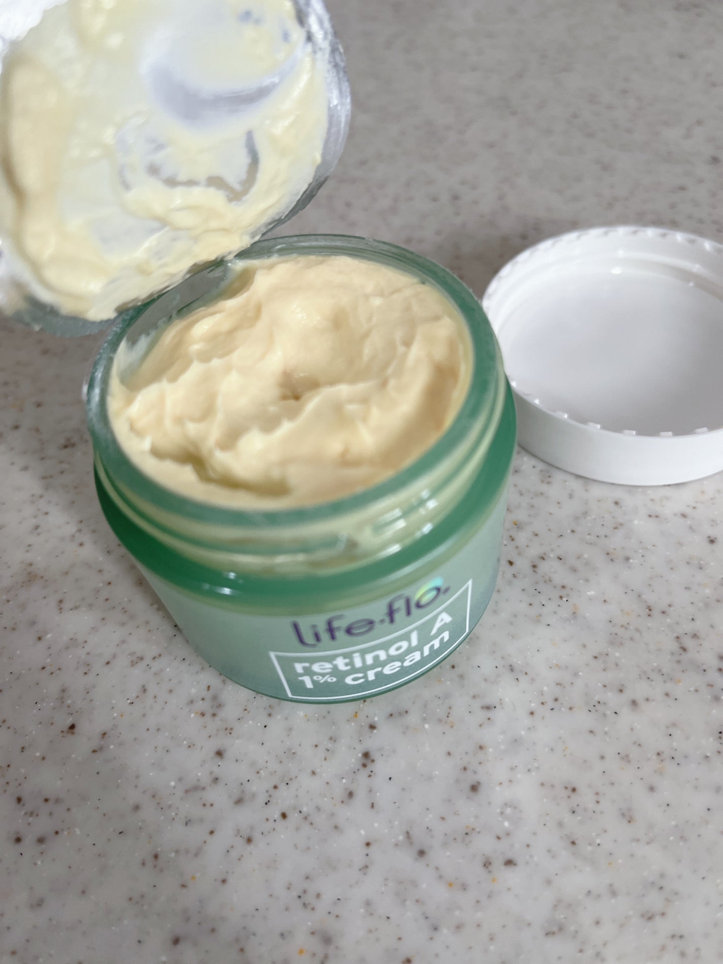 レチノールA 1% アドバンスドリバイタリゼーションクリーム/Life-flo/フェイスクリームを使ったクチコミ(2枚目)