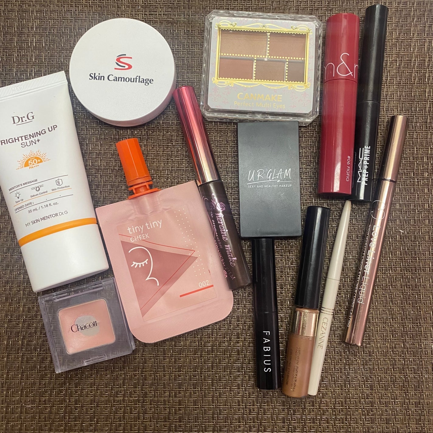 パーフェクトマルチアイズ/キャンメイク/アイシャドウパレットを使ったクチコミ(3枚目)